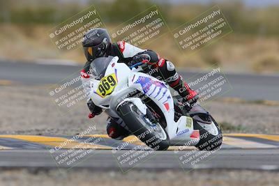 media/Jan-15-2023-SoCal Trackdays (Sun) [[c1237a034a]]/Turn 3 (1115am)/